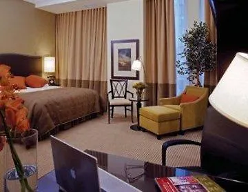One King West Hotel And Residence Toronto