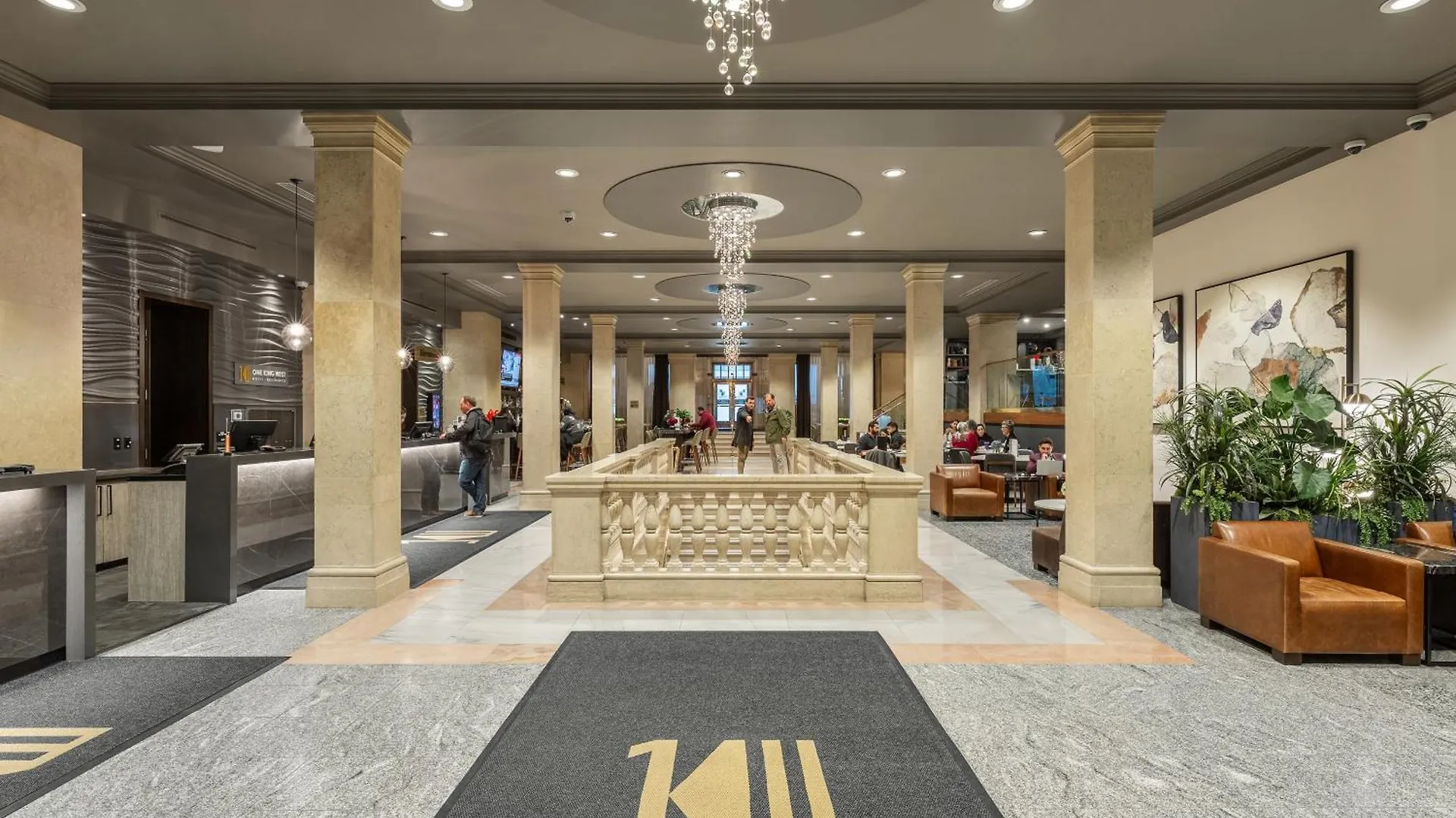 One King West Hotel And Residence Toronto 4*,  Kanada