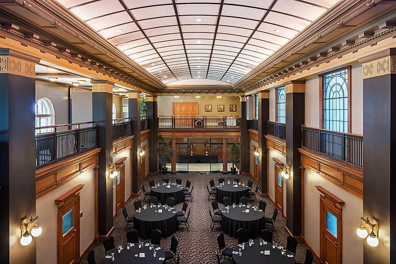 One King West Hotel And Residence Toronto 4*,  Kanada