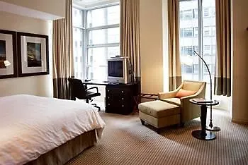 ****  One King West Hotel And Residence Торонто Канада