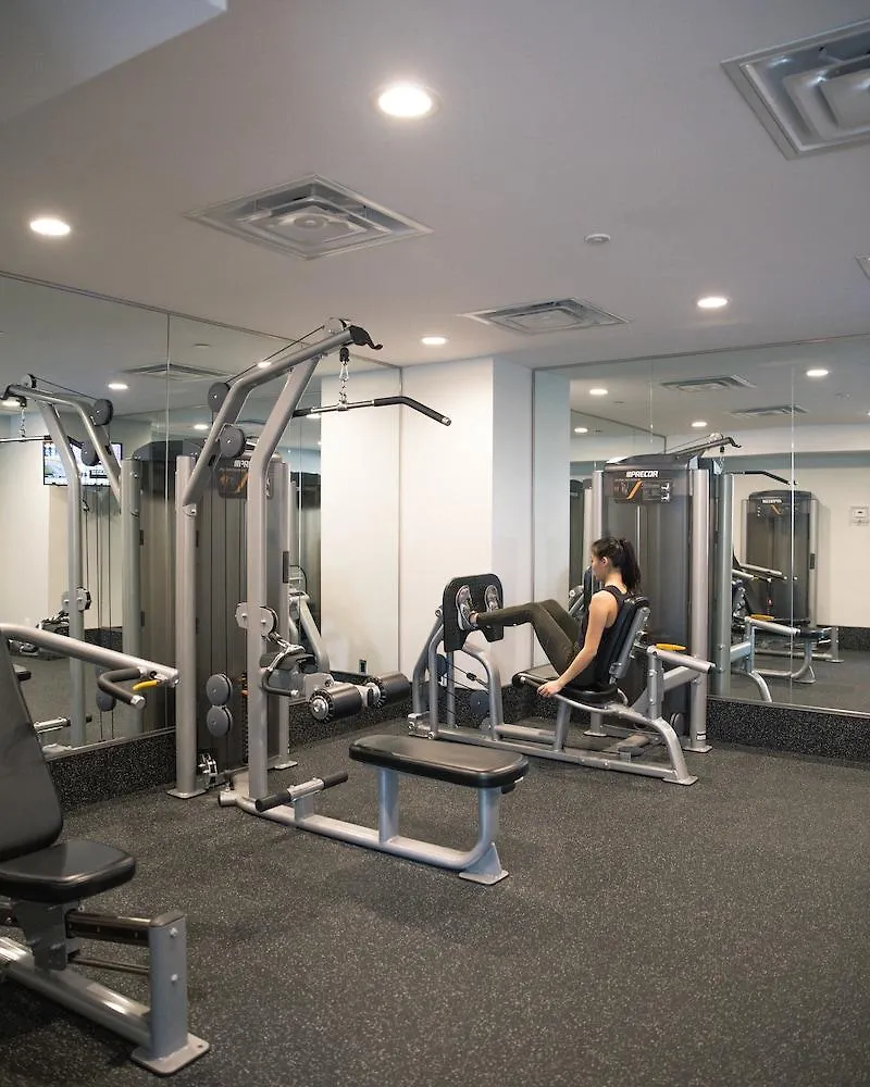 One King West Hotel And Residence Торонто