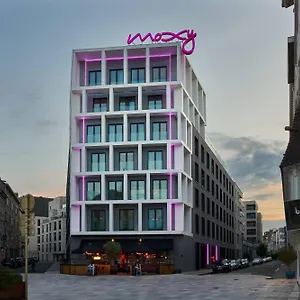 **** Hotel Moxy Center België